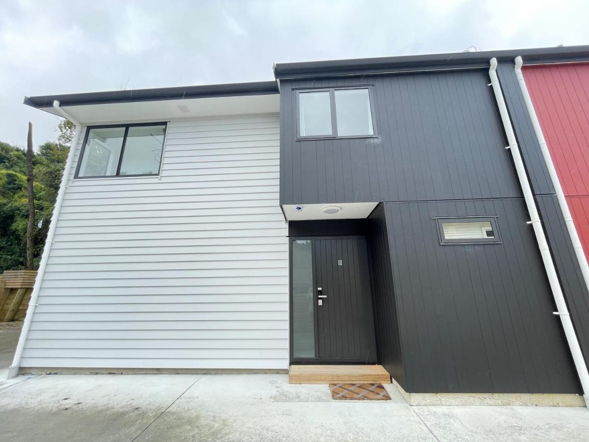 No Party Allowed, Entire Brand New 3 Bedroom Townhouse, Free Unlimited Fibre Wifi And Free Parking Wellington Exterior foto