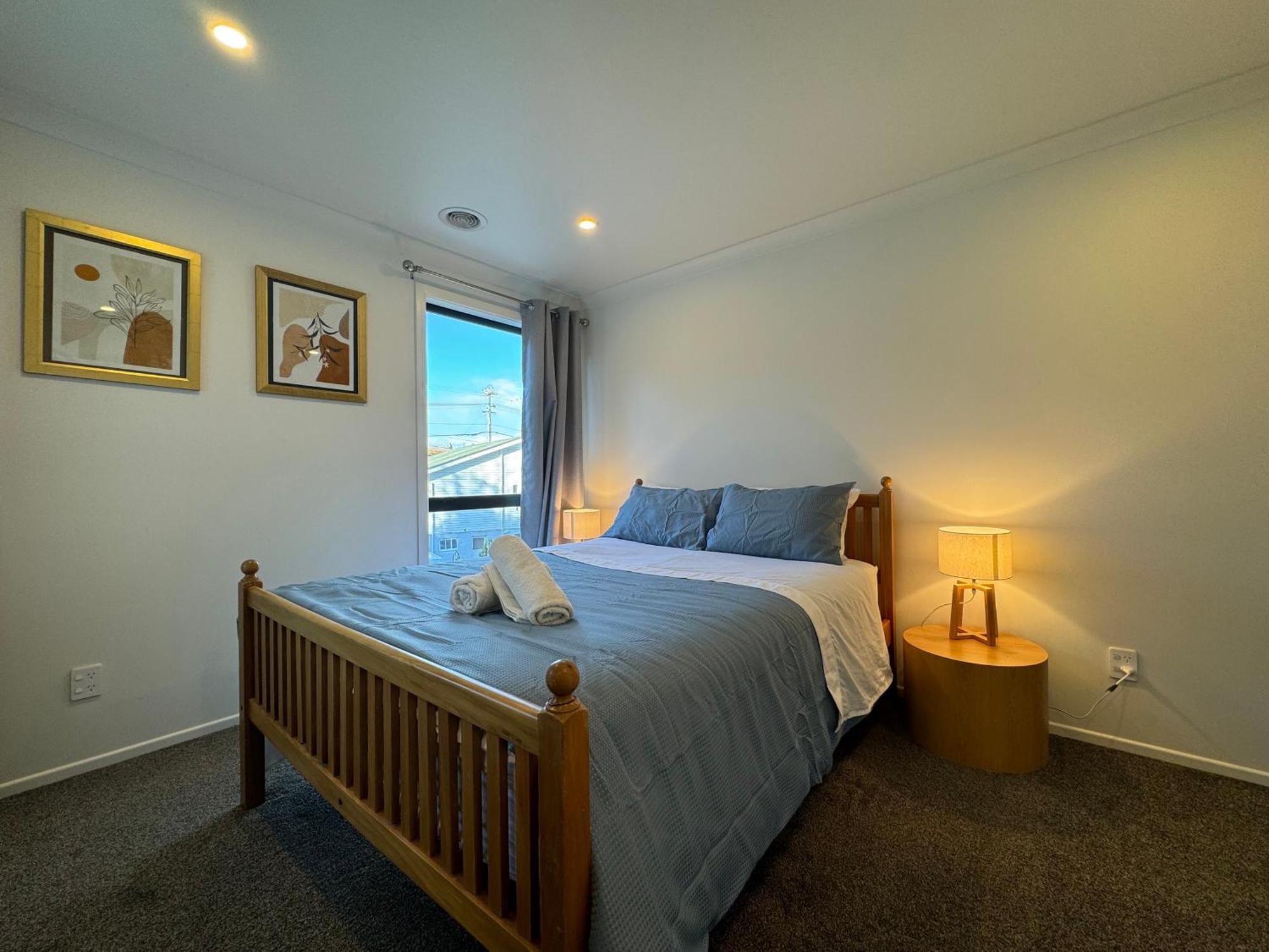 No Party Allowed, Entire Brand New 3 Bedroom Townhouse, Free Unlimited Fibre Wifi And Free Parking Wellington Exterior foto