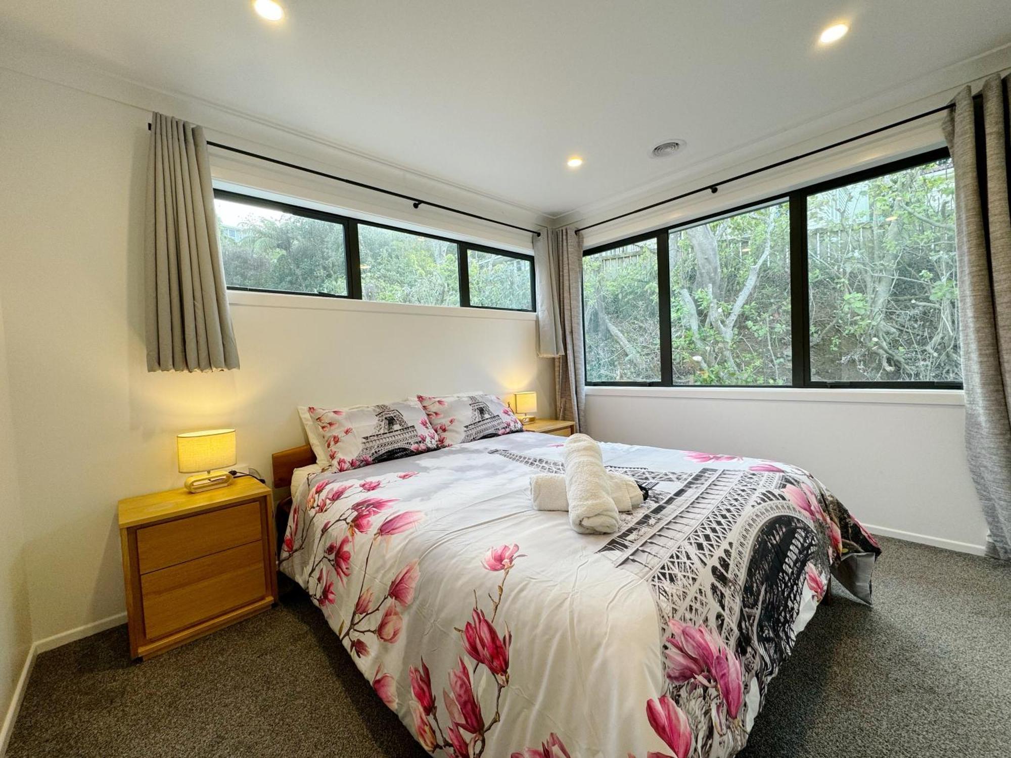 No Party Allowed, Entire Brand New 3 Bedroom Townhouse, Free Unlimited Fibre Wifi And Free Parking Wellington Exterior foto