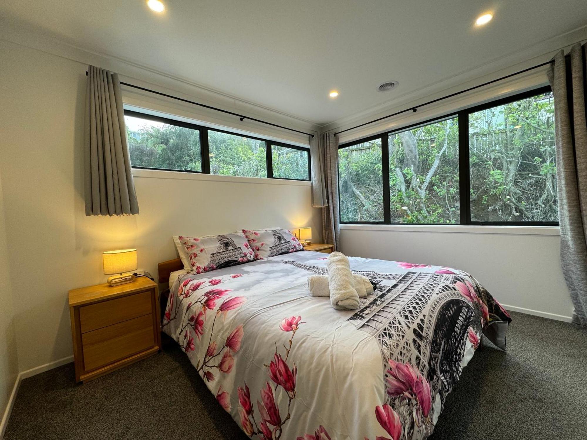 No Party Allowed, Entire Brand New 3 Bedroom Townhouse, Free Unlimited Fibre Wifi And Free Parking Wellington Exterior foto