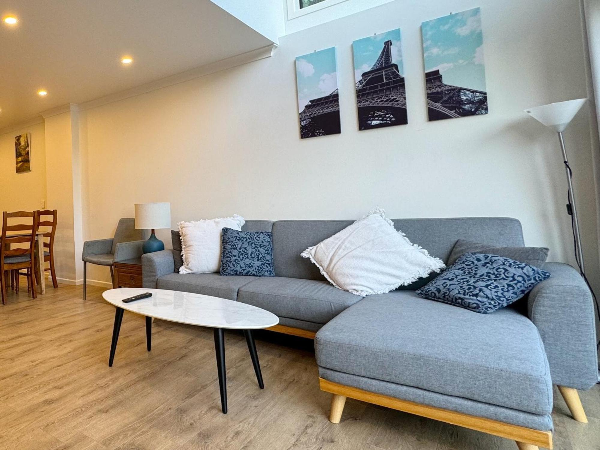 No Party Allowed, Entire Brand New 3 Bedroom Townhouse, Free Unlimited Fibre Wifi And Free Parking Wellington Exterior foto
