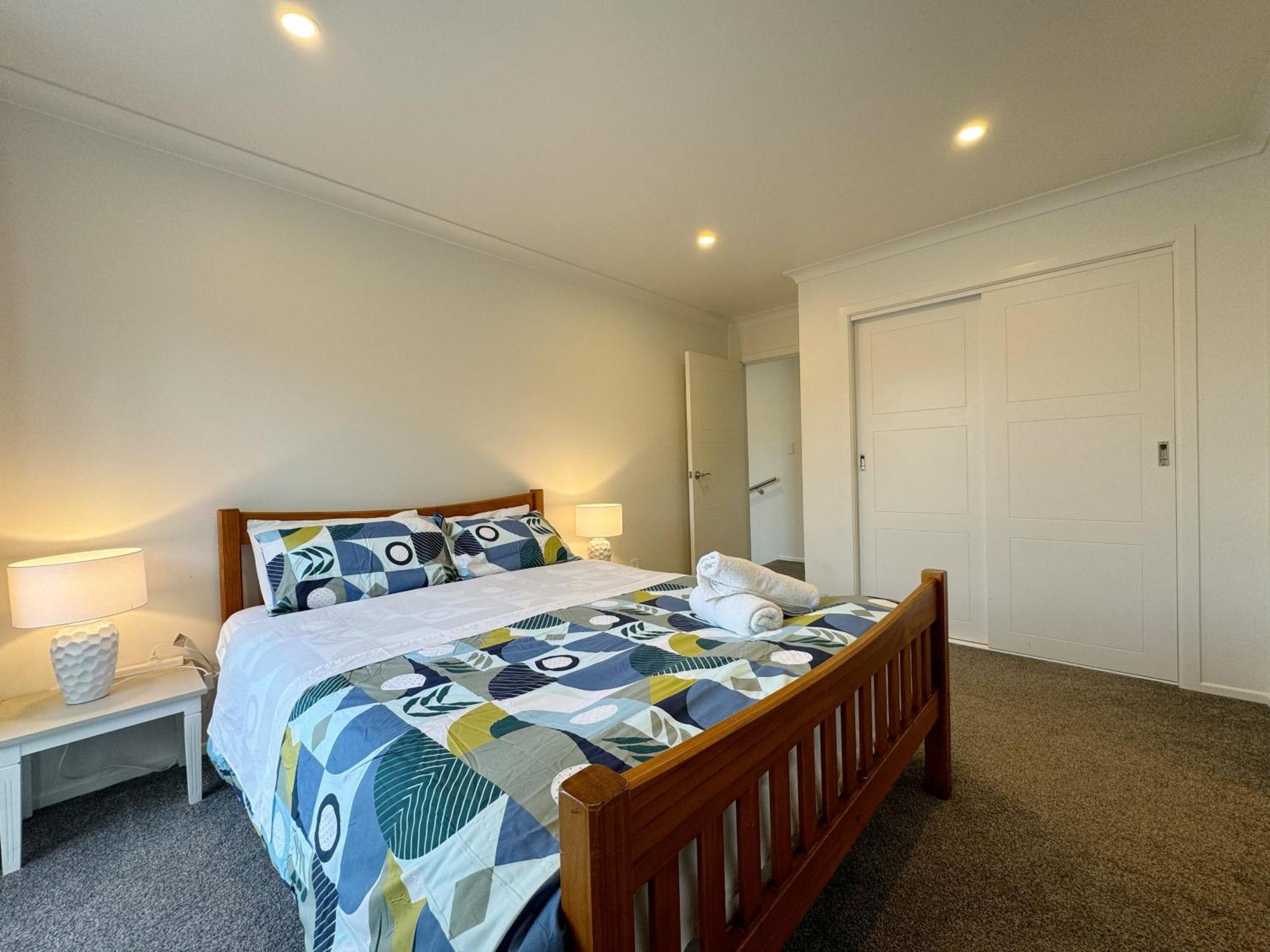 No Party Allowed, Entire Brand New 3 Bedroom Townhouse, Free Unlimited Fibre Wifi And Free Parking Wellington Exterior foto